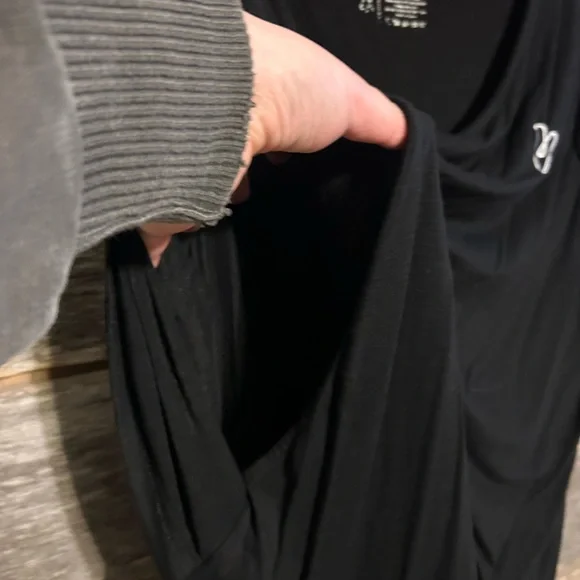 Latched Mama Black Tank Top - Picture 4 of 6